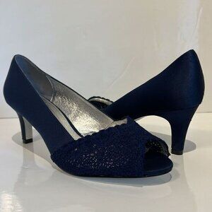Adrianna Papell Navy Blue Satin Peep Toe Kitten‎ Heel Shoes Size 9.5W